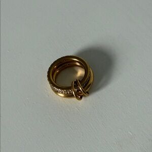 Non tarnish gold ring